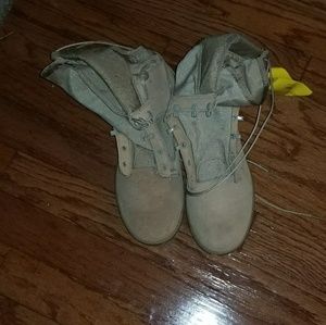 Belleville desert boots